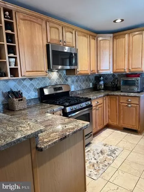244 Glen Rd, Pasadena, MD 21122 photo 7