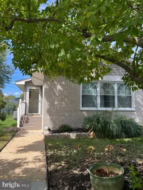 244 Glen Rd, Pasadena, MD 21122 photo 2