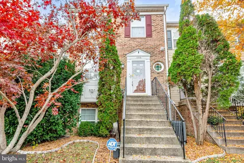 1006 Murdoch Ct, Crofton, MD 21114