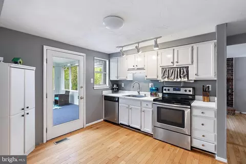 786 Macsherry Dr, Arnold, MD 21012 photo 7