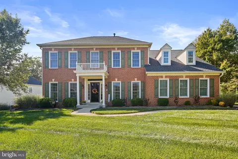 100 Fordham Dr, Millersville, MD 21108