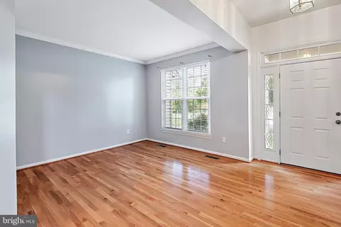 7617 Harmons Farm Ct, Hanover, MD 21076 photo 10