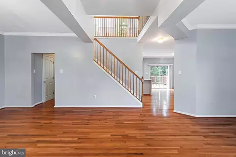 7617 Harmons Farm Ct, Hanover, MD 21076 photo 5