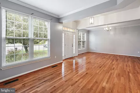 7617 Harmons Farm Ct, Hanover, MD 21076 photo 8