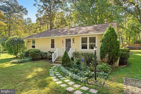 1036 Miller Cir, Crownsville, MD 21032