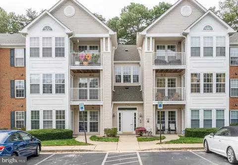 8706 Natures Trail Ct #302, Odenton, MD 21113