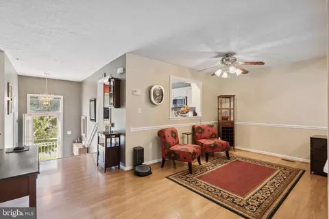 2602 Windy Oak Ct, Crofton, MD 21114 photo 4
