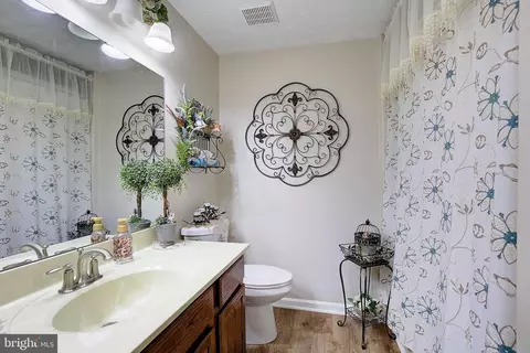 8224 Shady Nook Ct, Pasadena, MD 21122 photo 13