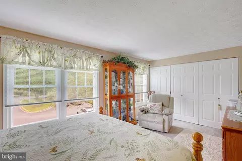 8224 Shady Nook Ct, Pasadena, MD 21122 photo 11