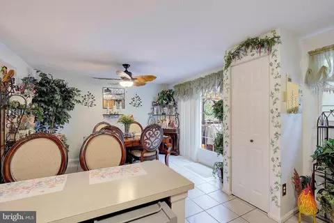 8224 Shady Nook Ct, Pasadena, MD 21122 photo 8