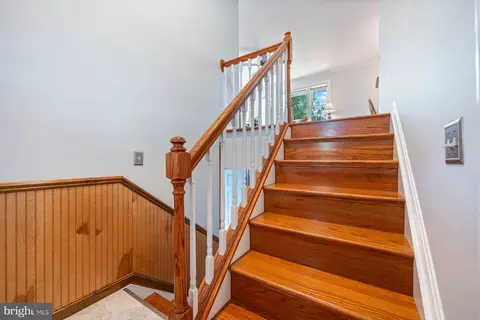 496 Maple Ridge Ln, Odenton, MD 21113 photo 19