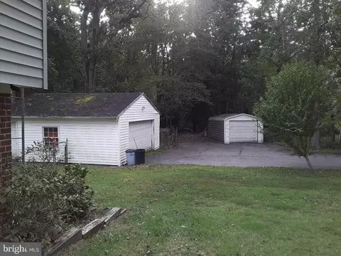 7805 Ruanne Ct, Pasadena, MD 21122 photo 10