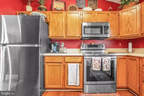 807 Vacation Dr, Odenton, MD 21113 photo 15