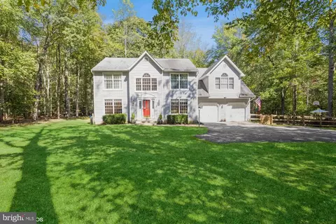 628 Pinewood Dr, Annapolis, MD 21401