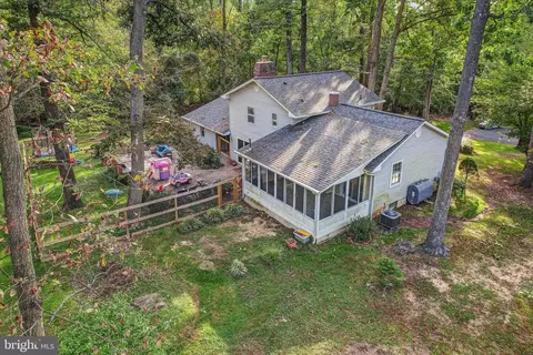 8406 Isles Dr, Pasadena, MD 21122 photo 29