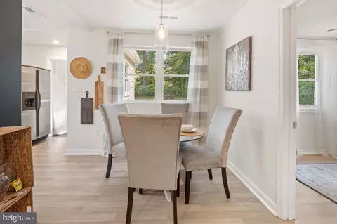 784 Rolling View Dr, Annapolis, MD 21409 photo 13