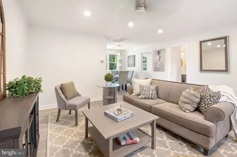 784 Rolling View Dr, Annapolis, MD 21409 photo 3