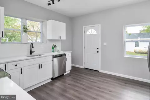 1237 Rock Hill Rd, Pasadena, MD 21122 photo 10