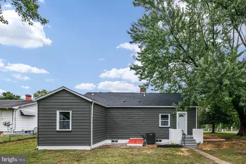 1237 Rock Hill Rd, Pasadena, MD 21122 photo 6