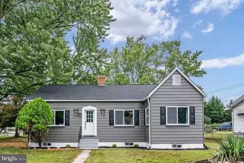 1237 Rock Hill Rd, Pasadena, MD 21122
