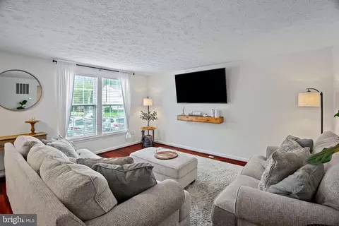 2508 Log Mill Ct, Crofton, MD 21114 photo 8