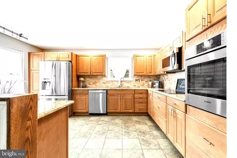 7794 Outing Ave, Pasadena, MD 21122 photo 6