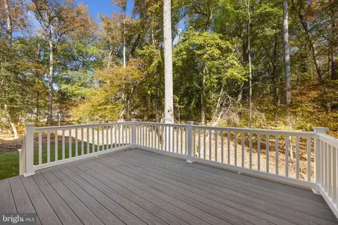 1406 Mccarter Ln, Edgewater, MD 21037 photo 25