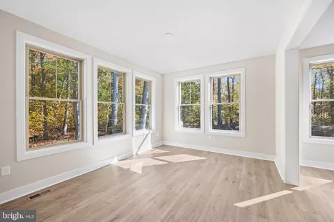 1406 Mccarter Ln, Edgewater, MD 21037 photo 8