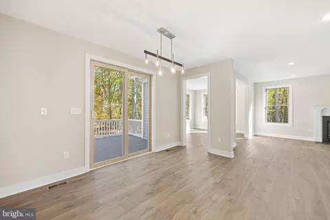 1406 Mccarter Ln, Edgewater, MD 21037 photo 11