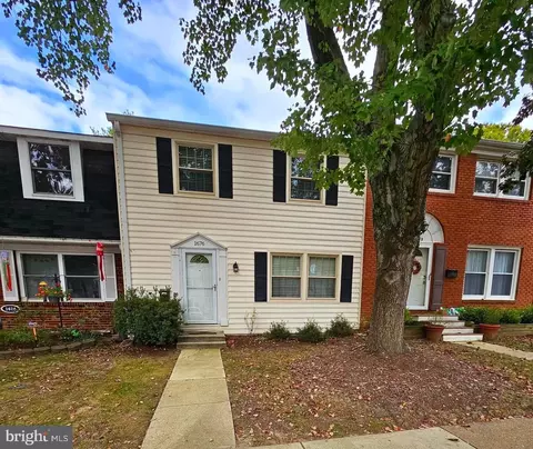 1676 Wilkshire Dr, Crofton, MD 21114