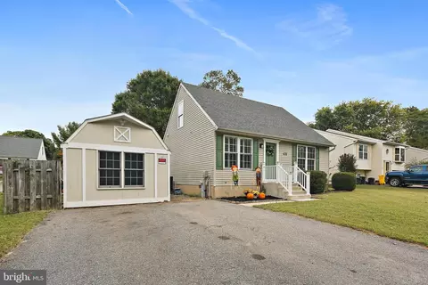 678 Wise Ave, Pasadena, MD 21122 photo 25