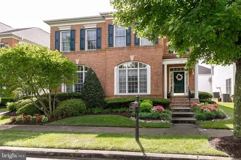 712 Coybay Dr, Annapolis, MD 21401