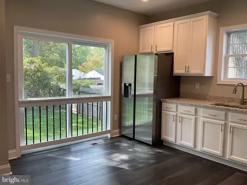 7798 Edgewood Ave, Pasadena, MD 21122 photo 12