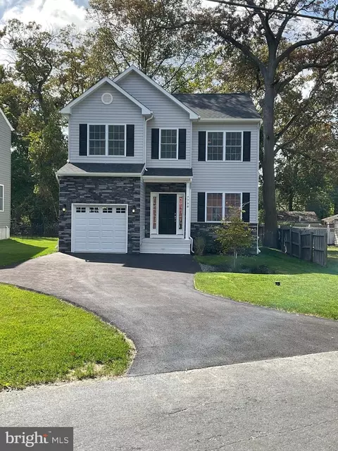 7798 Edgewood Ave, Pasadena, MD 21122