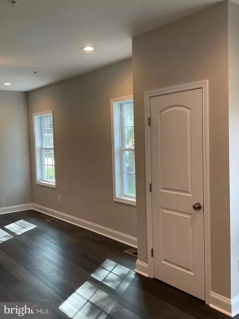 7798 Edgewood Ave, Pasadena, MD 21122 photo 17