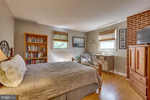 260 8th St, Pasadena, MD 21122 photo 27