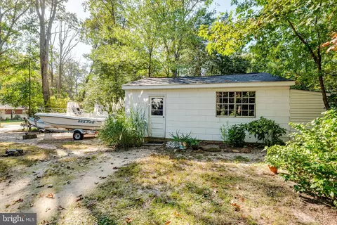 260 8th St, Pasadena, MD 21122 photo 24