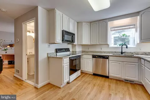 260 8th St, Pasadena, MD 21122 photo 12