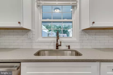 1746 Ullswater Pl, Crofton, MD 21114 photo 3