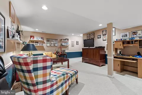 8297 Capel Dr, Pasadena, MD 21122 photo 32