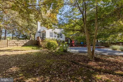 8297 Capel Dr, Pasadena, MD 21122 photo 37
