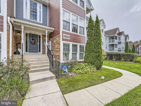 691 Deering Rd #4K, Pasadena, MD 21122 photo 3