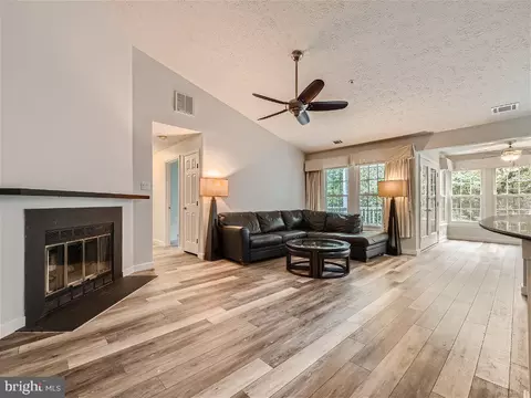 691 Deering Rd #4K, Pasadena, MD 21122 photo 11