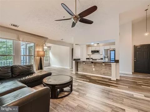 691 Deering Rd #4K, Pasadena, MD 21122 photo 9