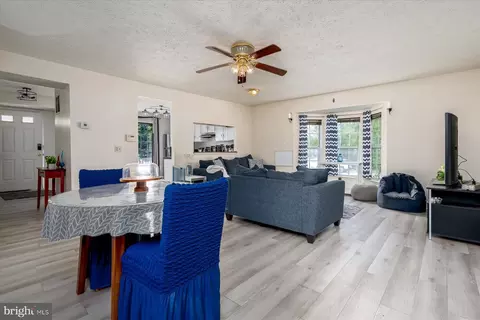 3406 Marble Arch Dr, Pasadena, MD 21122 photo 10