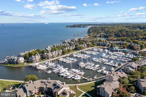 2100 Chesapeake Harbour Dr #102, Annapolis, MD 21403