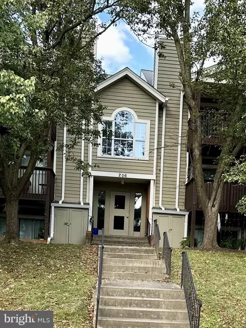 206 Water Fountain Ct #104, Glen Burnie, MD 21060