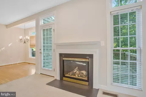 142 Riverton Pl, Edgewater, MD 21037 photo 6