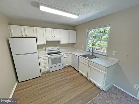 600 Hammonds Ct, Brooklyn, MD 21225 photo 11