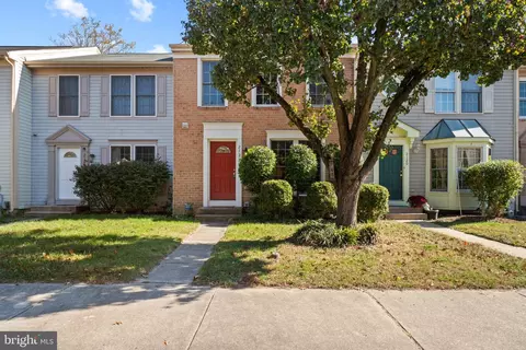 2122 Commissary Cir, Odenton, MD 21113